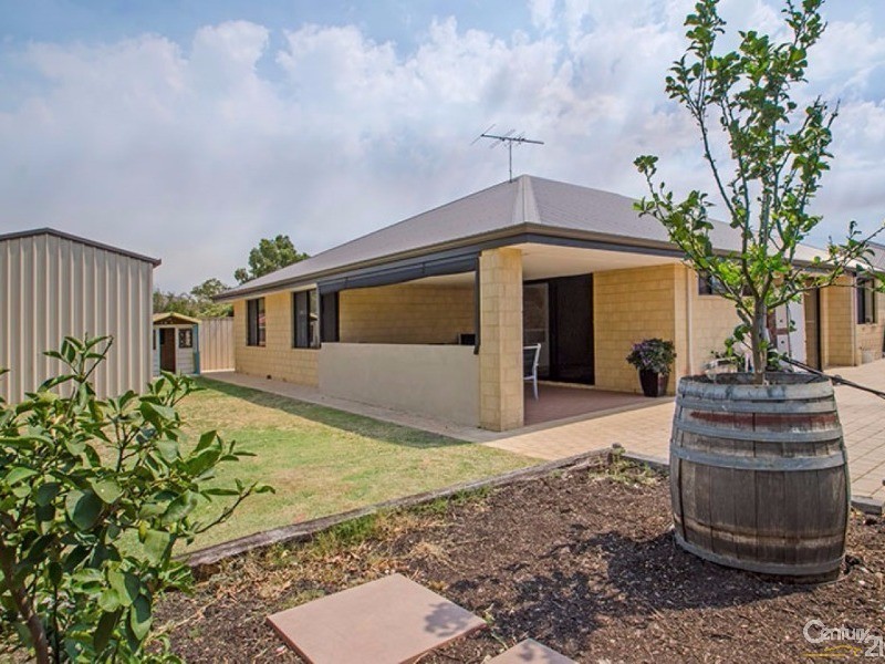 24 Waddingham Loop, Capel WA 6271