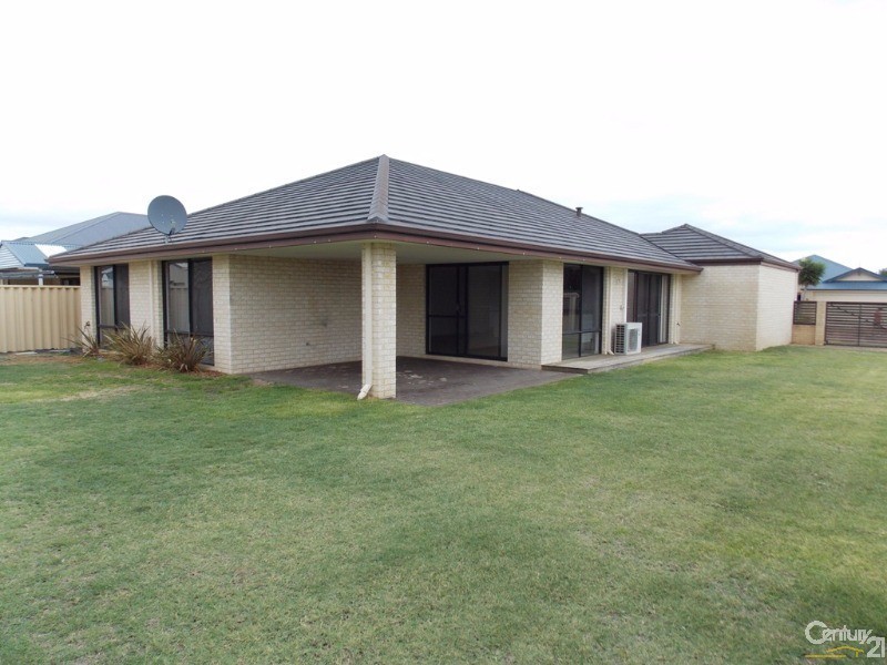 16 Greenough Place, Eaton WA 6232