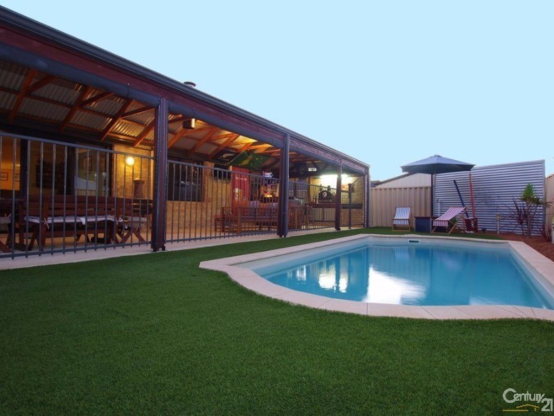 20 Sewell Road, Dalyellup WA 6230