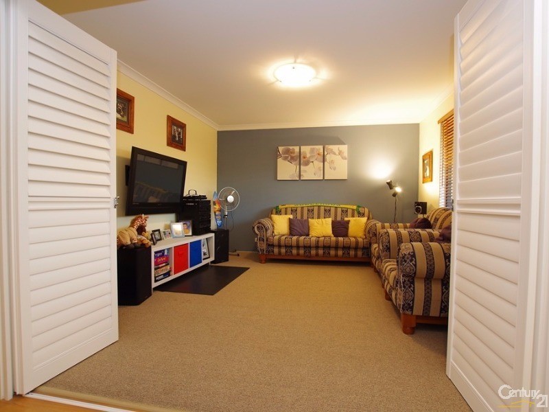 20 Sewell Road, Dalyellup WA 6230