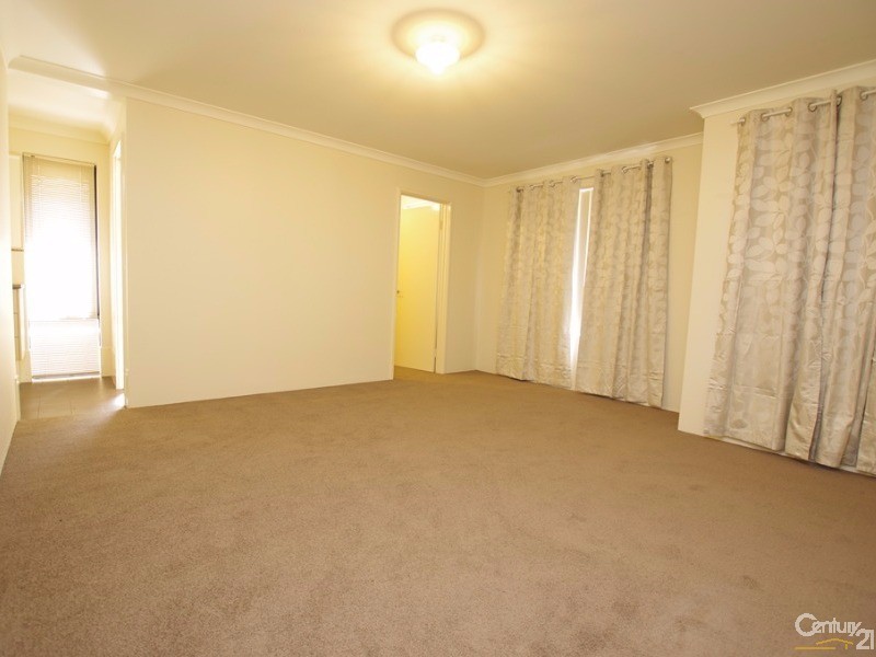 27 Walton Approach, Dalyellup WA 6230