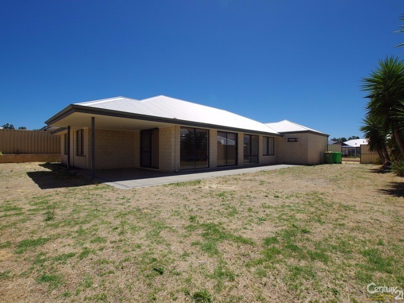 27 Walton Approach, Dalyellup WA 6230