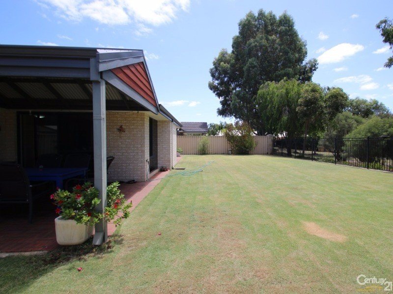 7 Murchison Parade, Millbridge WA 6232