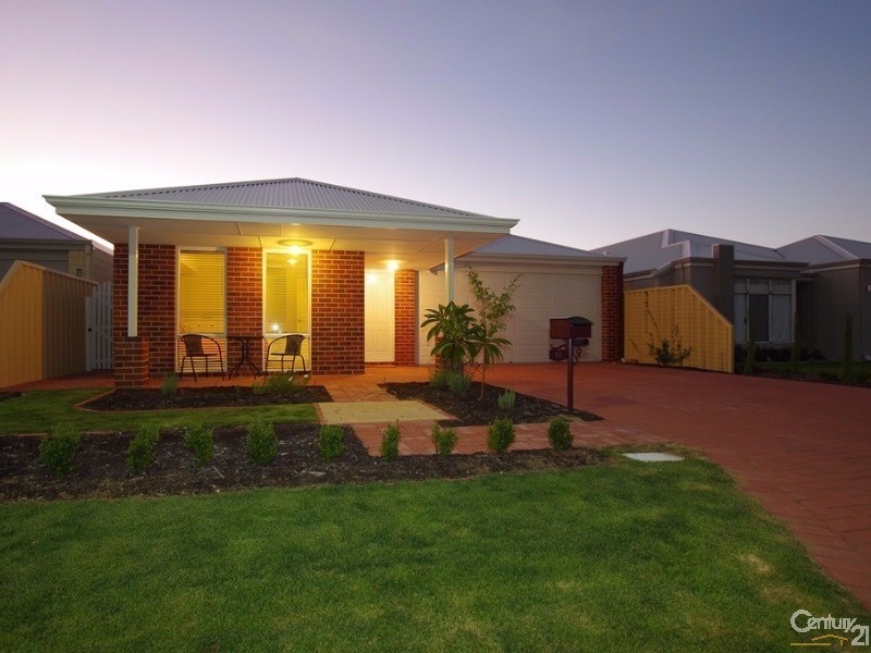 18 Wallung Road, Dalyellup WA 6230