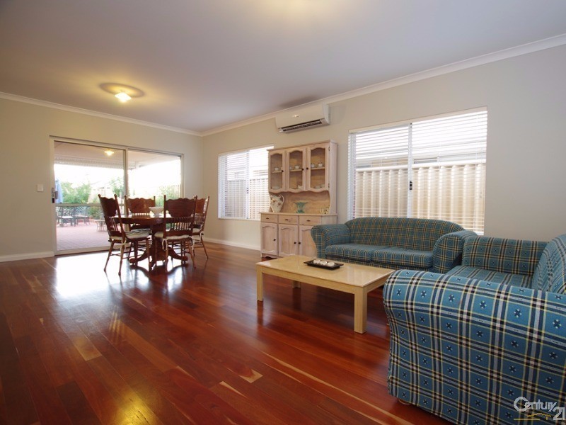 18 Wallung Road, Dalyellup WA 6230