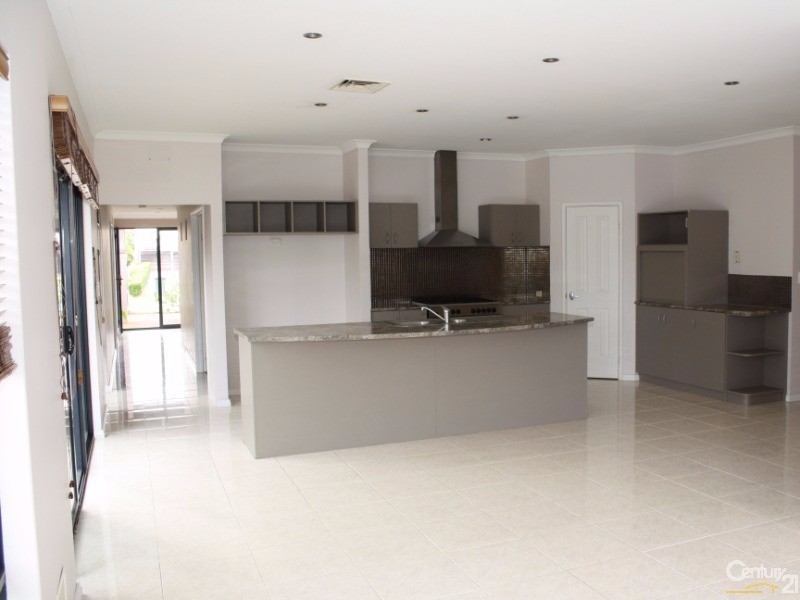 63 Braidwood Drive, Australind WA 6233