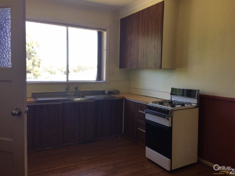 11 Cable Street, Collie WA 6225