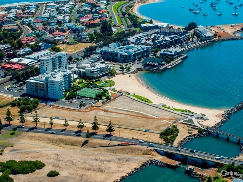 1/1 Bonnefoi Boulevard, Bunbury WA 6230