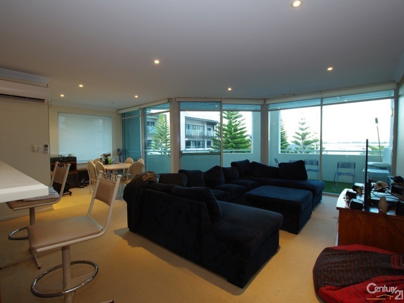 1/1 Bonnefoi Boulevard, Bunbury WA 6230