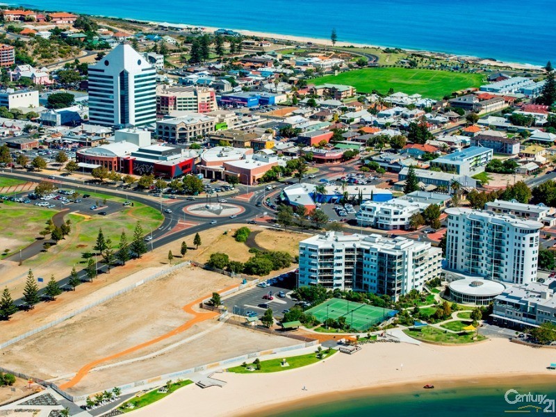 1/1 Bonnefoi Boulevard, Bunbury WA 6230