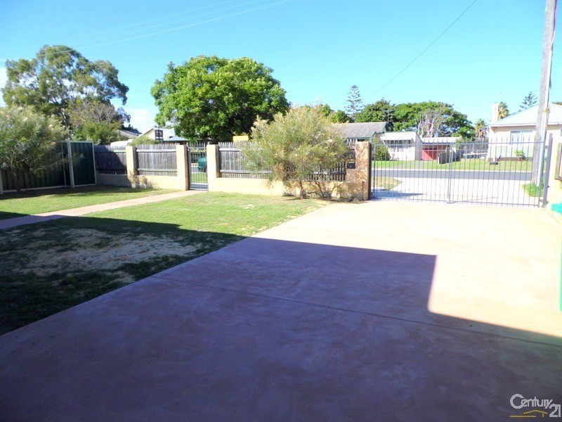 63 Gibbs Street, Carey Park WA 6230