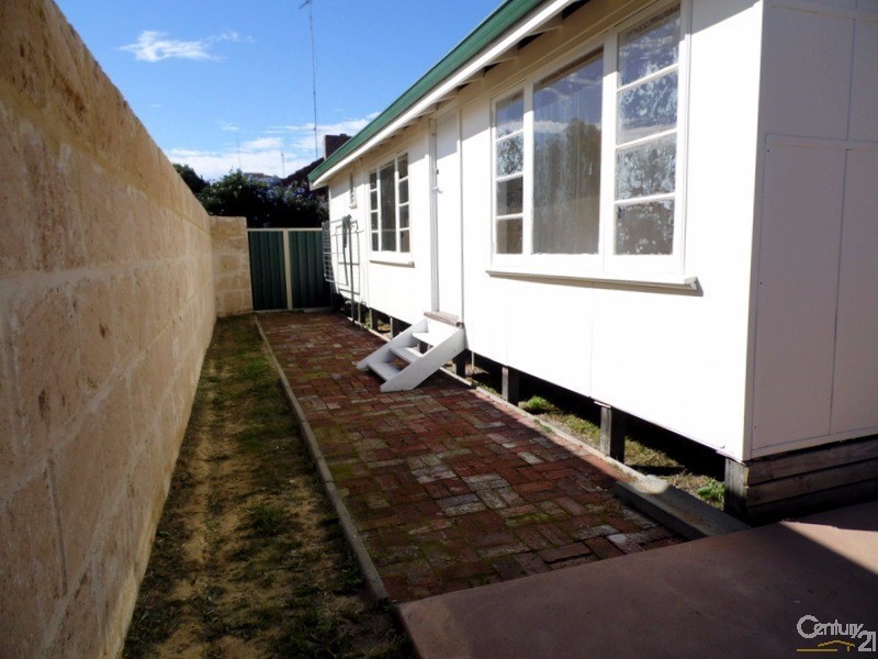 63 Gibbs Street, Carey Park WA 6230