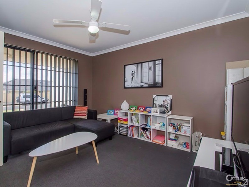 12 Jindalee Way, Millbridge WA 6232