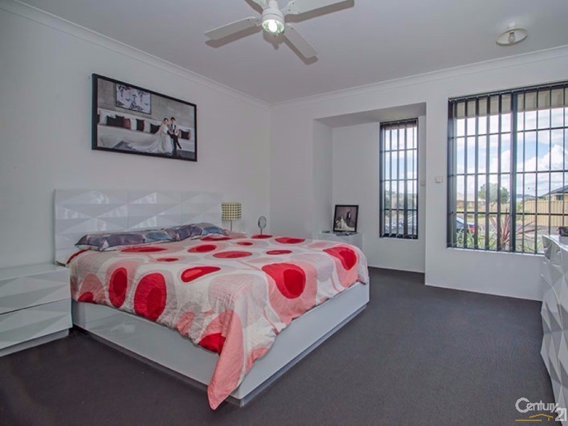 12 Jindalee Way, Millbridge WA 6232