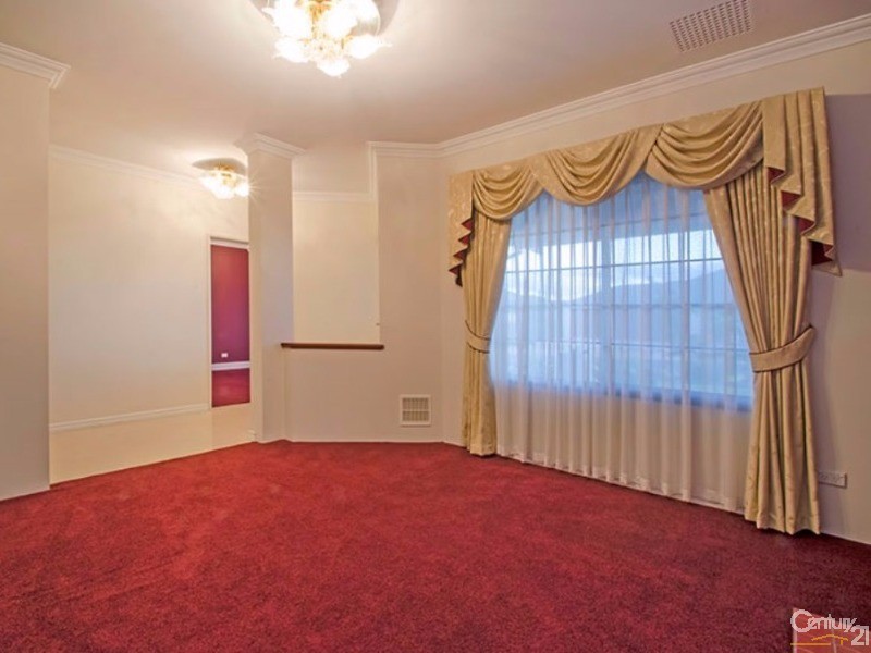 36 Vaughans Way, Australind WA 6233