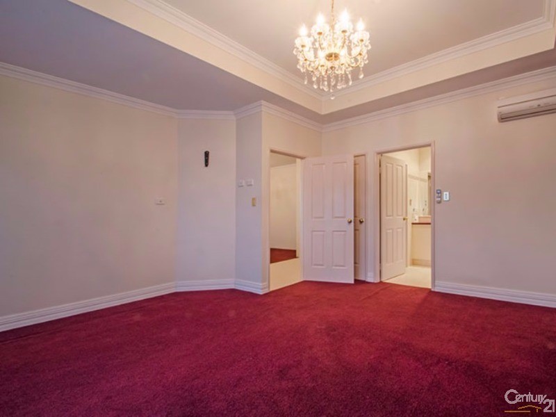 36 Vaughans Way, Australind WA 6233