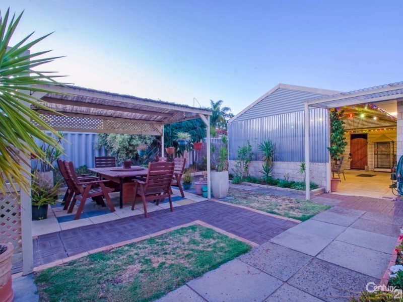 9 Lloyd Way, Usher WA 6230