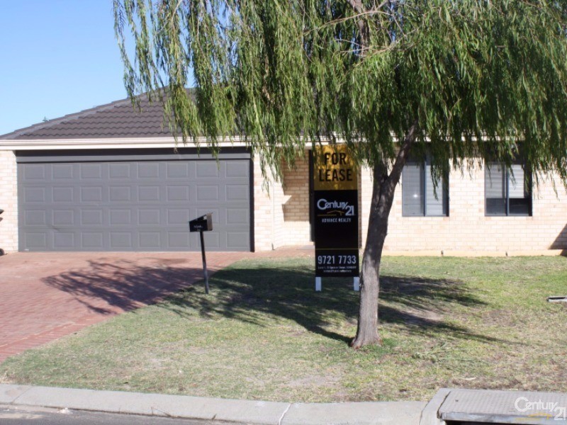 55 Swan Avenue, Millbridge WA 6232