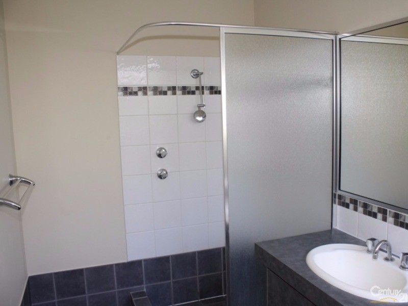 55 Swan Avenue, Millbridge WA 6232