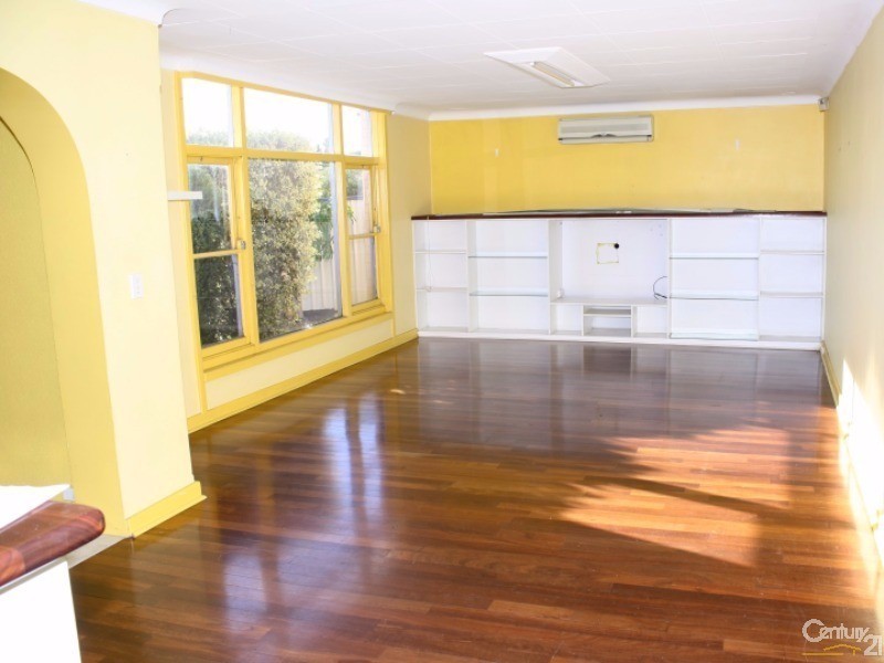 39 King Road, East Bunbury WA 6230