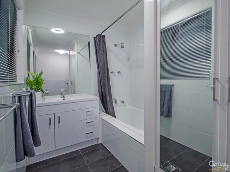 5 Travers Drive, Australind WA 6233