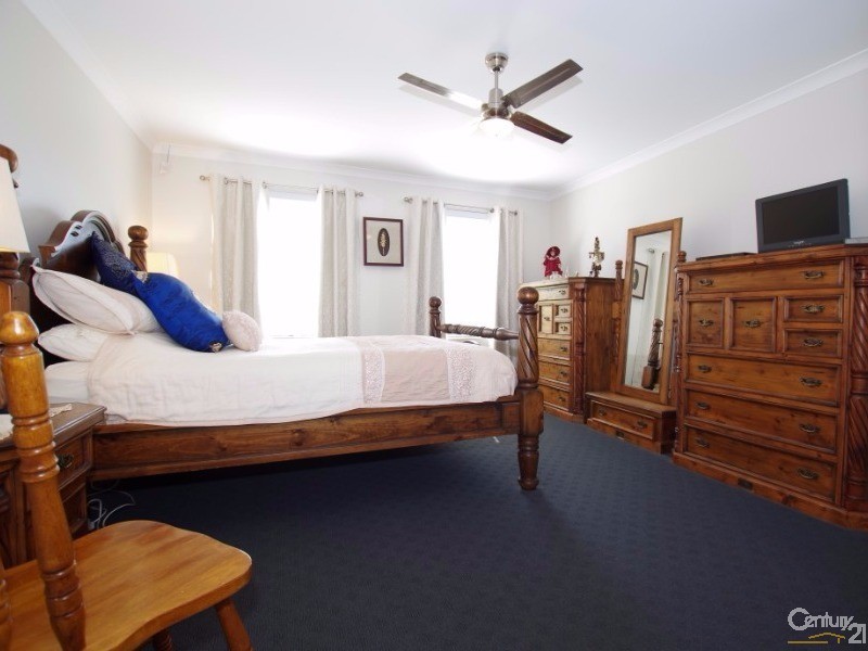 4 Binar Way, Dalyellup WA 6230