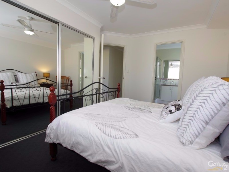 4 Binar Way, Dalyellup WA 6230