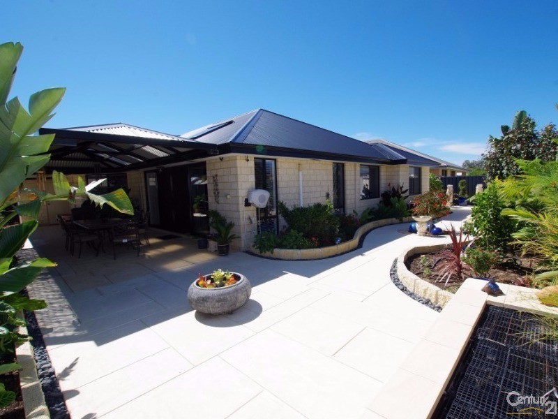 4 Binar Way, Dalyellup WA 6230