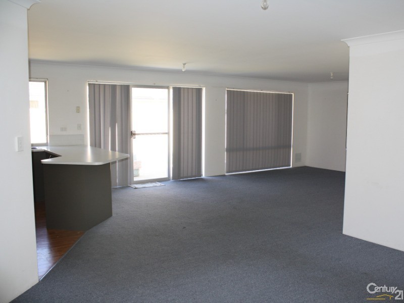 10 Dravite Way, Dalyellup WA 6230