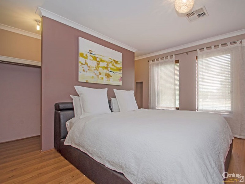 24 Waddingham Loop, Capel WA 6271