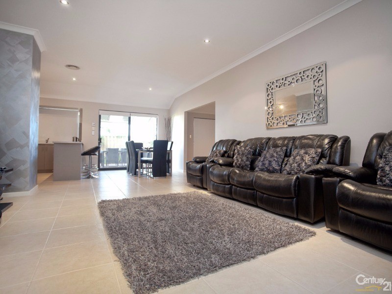 20 Friartuck Road, Dalyellup WA 6230