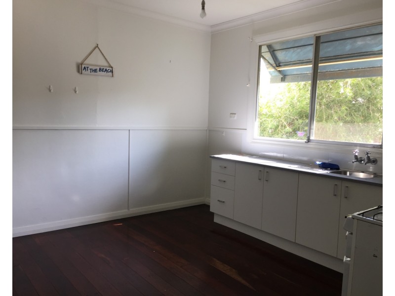 16 Bright Street, Carey Park WA 6230