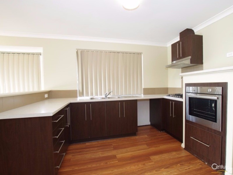 14 Robinia Rise, Collie WA 6225