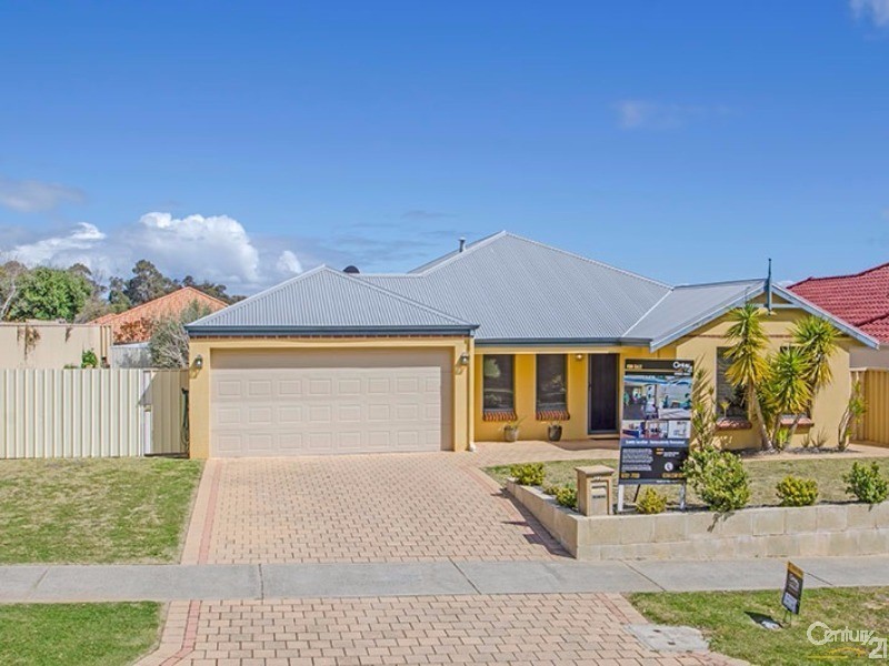 33 Lawson Road, Dalyellup WA 6230