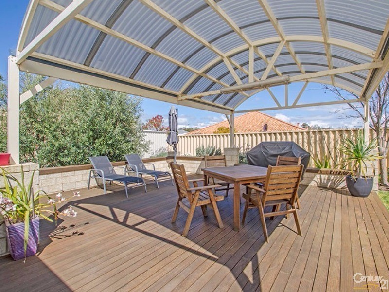 33 Lawson Road, Dalyellup WA 6230