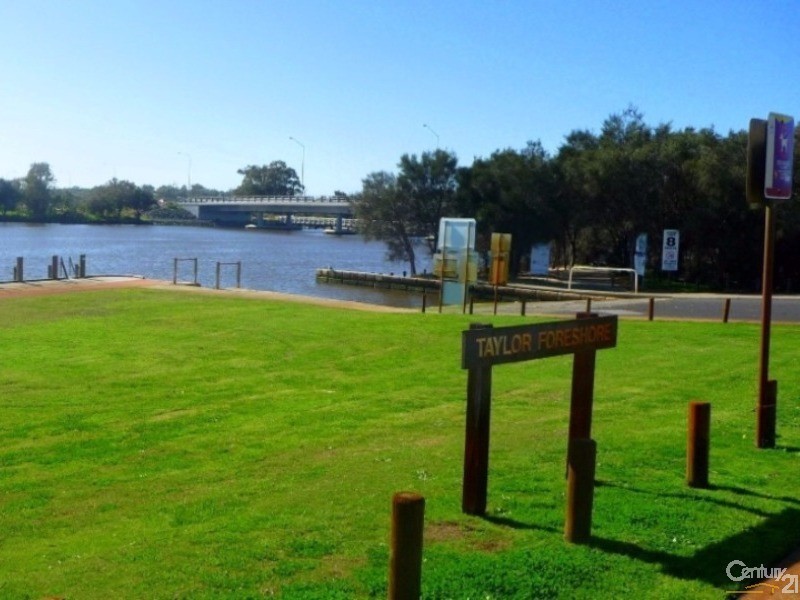 25 Lucy Victoria Avenue, Australind WA 6233