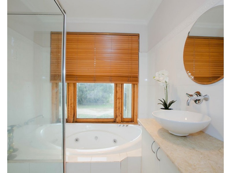 659 Downs Road, Tutunup WA 6280