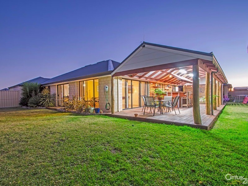 5 Jindalee Way, Millbridge WA 6232