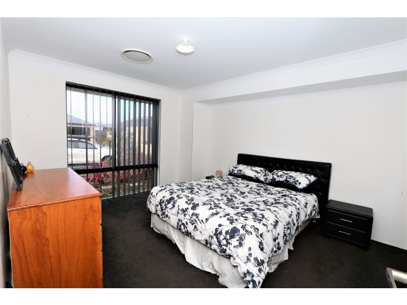 16 Citrine Street, Australind WA 6233