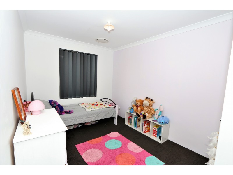 16 Citrine Street, Australind WA 6233