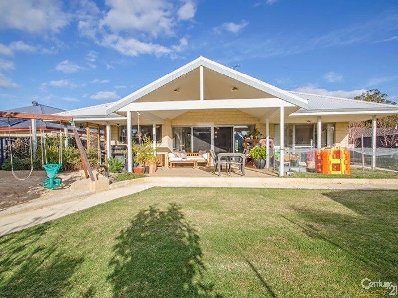 52 Somerville Drive, College Grove WA 6230