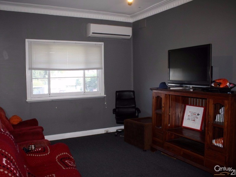 16 Ogden Street, Collie WA 6225