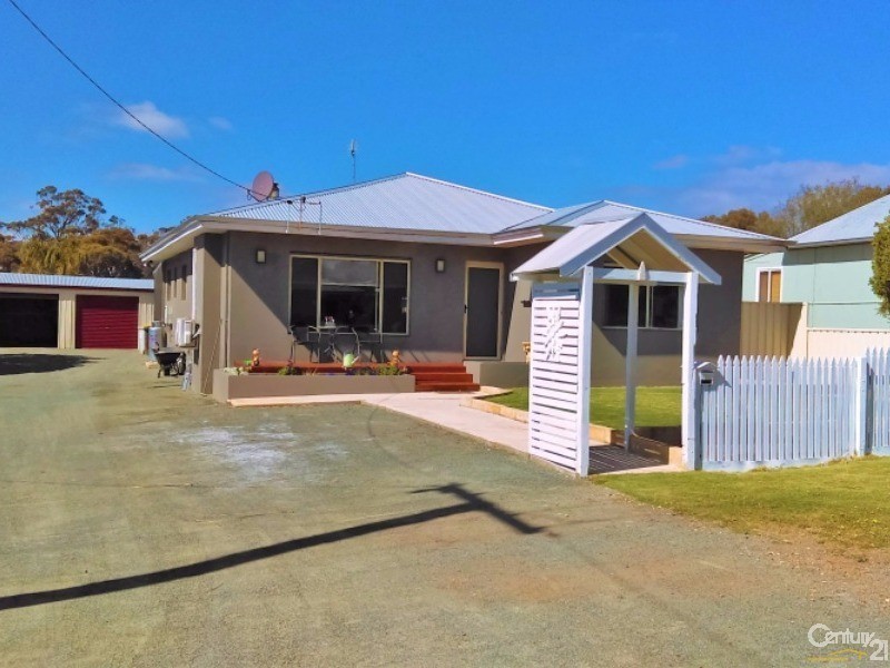 71 Felspar Street, Narrogin WA 6312