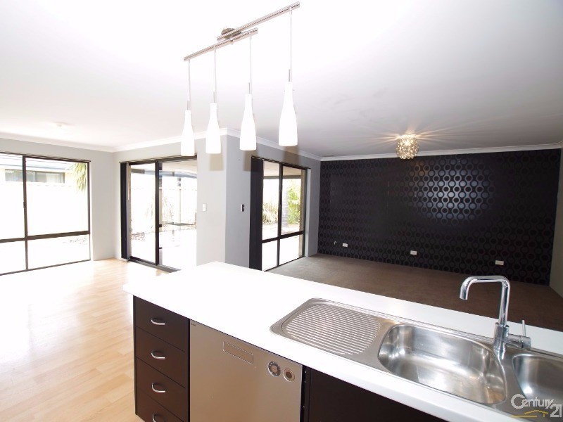 64 Murtin Road, Dalyellup WA 6230