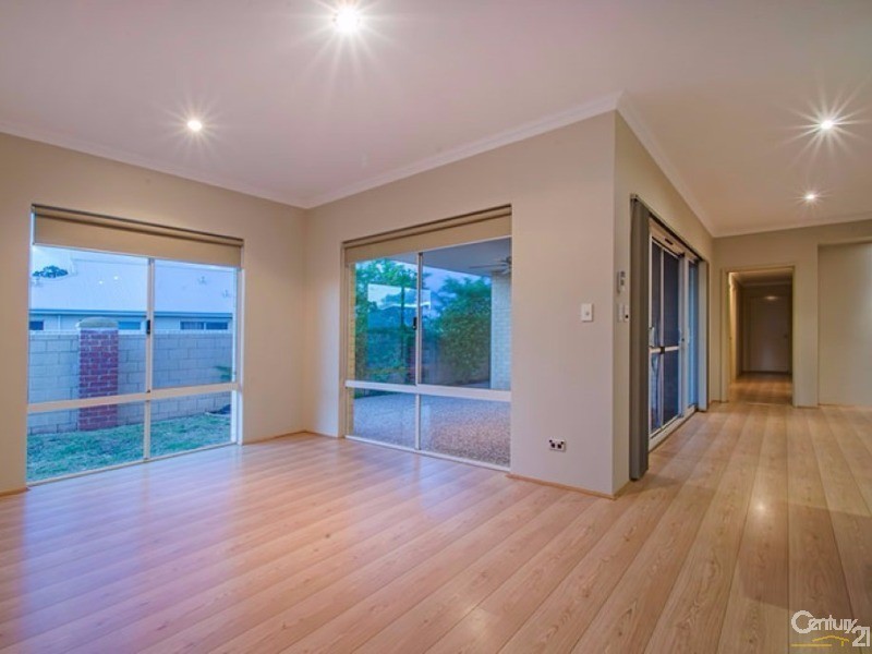 33 Biesiot Street, Carey Park WA 6230