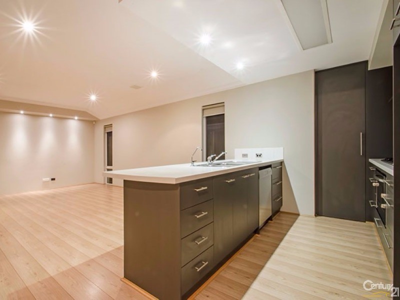 33 Biesiot Street, Carey Park WA 6230