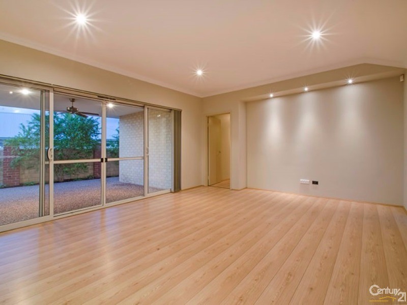 33 Biesiot Street, Carey Park WA 6230