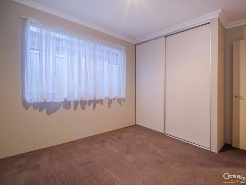 33 Biesiot Street, Carey Park WA 6230