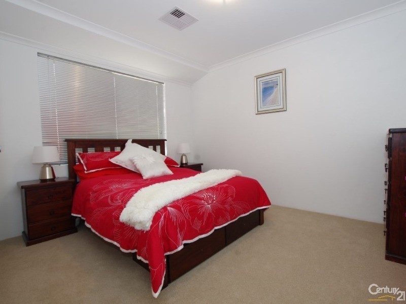 73 Wentworth Drive, Dalyellup WA 6230