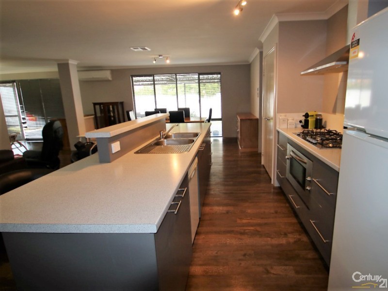 24 Hotham Way, Eaton WA 6232